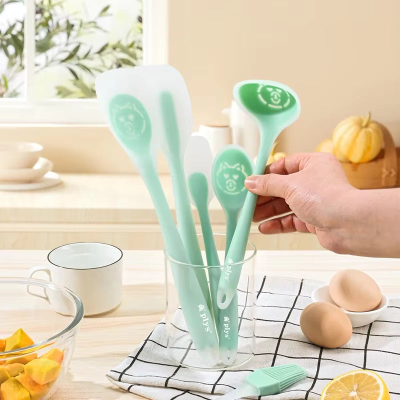 Silicone Non-Stick Pan Kitchen Spatula Butter Cake Baking Tools High Temperature Cooking Colander Soup Spoon, Safe and Non-Toxic