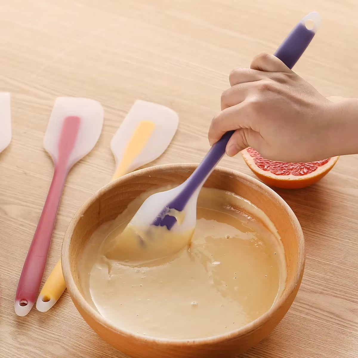 Translucent Integrated Silicone Scraper Mixing Cream Spatula Cake Butter Scraper Kitchen Baking Tool